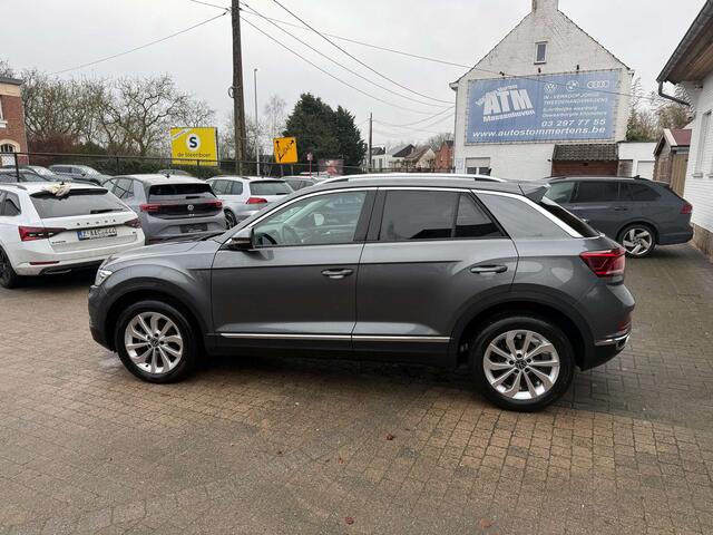 Volkswagen T-ROC 1.5 TSI Style DSG/IQ Lights/Sportzet./pdc V&A+cam