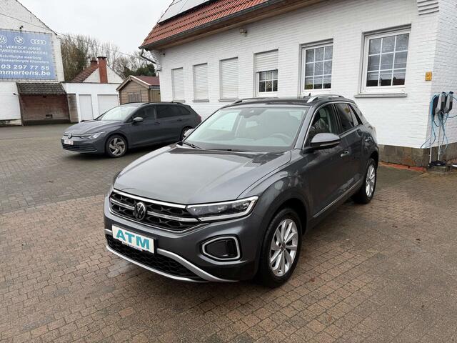 Volkswagen T-ROC 1.5 TSI Style DSG/IQ Lights/Sportzet./pdc V&A+cam