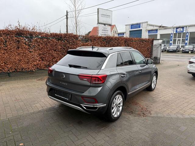 Volkswagen T-ROC 1.5 TSI Style DSG/IQ Lights/Sportzet./pdc V&A+cam
