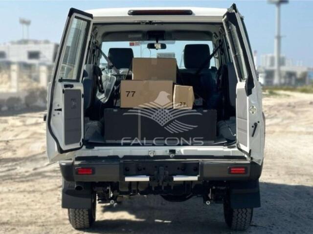 Toyota Land CRUISER HZJ 76 10PL 4.2L DSL 2025 ONLY EXPORTT OUT OF EU