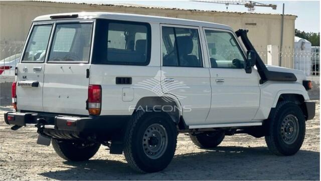 Toyota Land CRUISER HZJ 76 10PL 4.2L DSL 2025 ONLY EXPORTT OUT OF EU