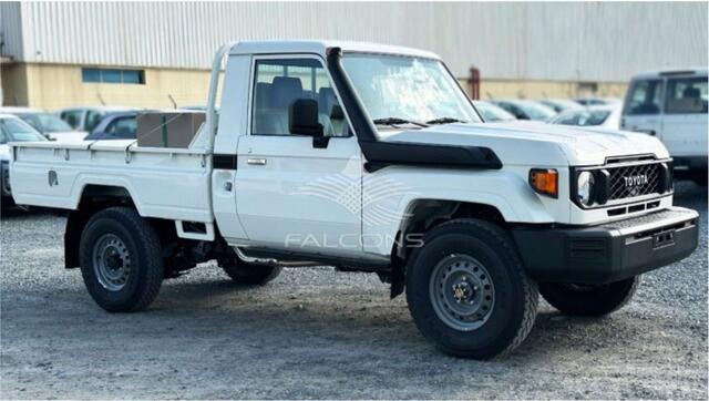 Toyota Land CRUISER 79 PICK UP SC 4.2 DIESEL 2025 ONLY EXT OUT OF EU