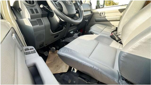 Toyota Land CRUISER 79 PICK UP SC 4.2 DIESEL 2025 ONLY EXT OUT OF EU