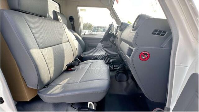 Toyota Land CRUISER 79 PICK UP SC 4.2 DIESEL 2025 ONLY EXT OUT OF EU