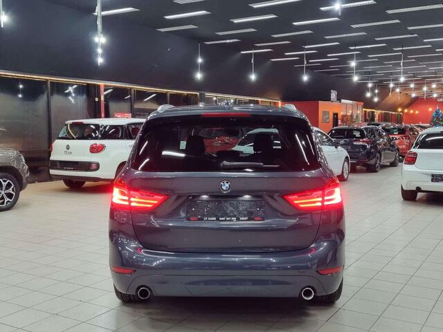 BMW 2-Serie 216 Gran dNAVIGATIEXENONLEDALU VELGEN