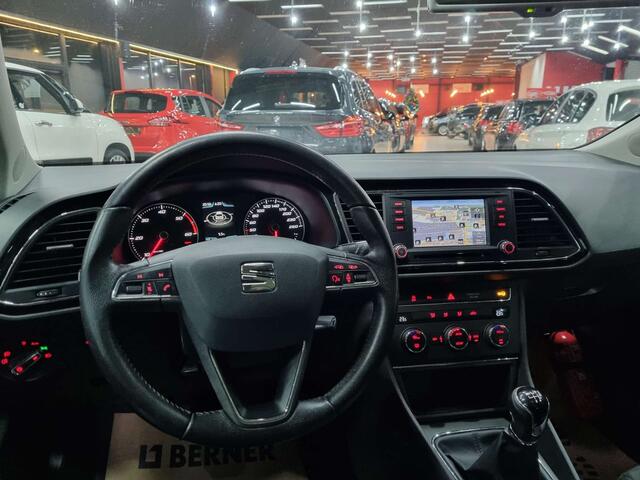 Seat Leon ST 1.6 CR TDi StylePANO DAKNAVIGATIELEDER