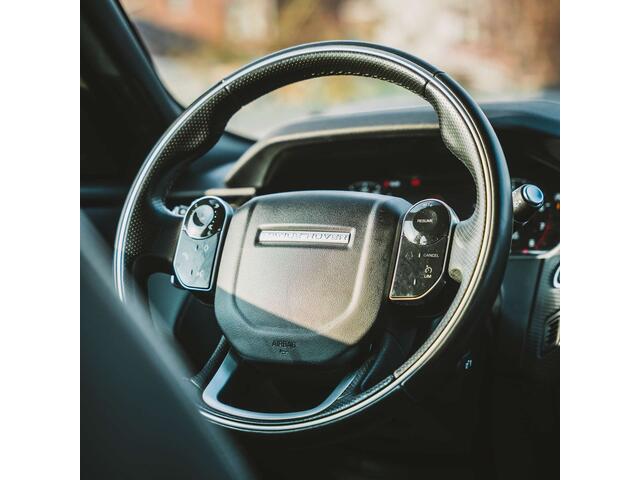 Land Rover Range ROVER 2.0 Turbo R-Dynamic SE  COCKPIT  SONO  CUIR