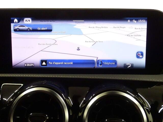 Mercedes-Benz CLA-Klasse 180 d Sedan LuxuryLine GTRONIC LED-NAVI-CAMERA-PTS