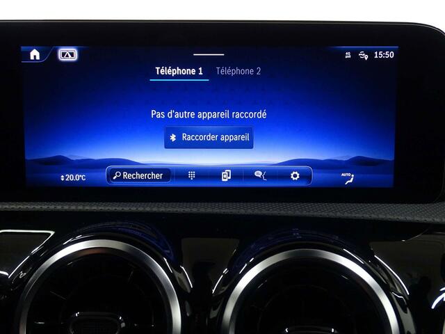 Mercedes-Benz CLA-Klasse 180 d Sedan LuxuryLine GTRONIC LED-NAVI-CAMERA-PTS
