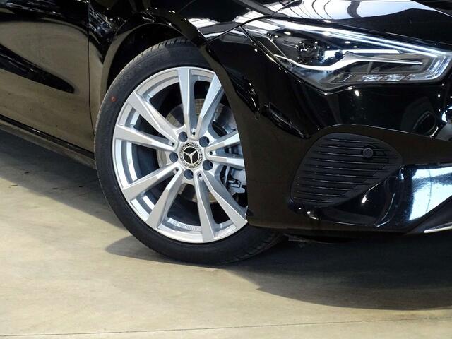 Mercedes-Benz CLA-Klasse 180 d Sedan LuxuryLine GTRONIC LED-NAVI-CAMERA-PTS