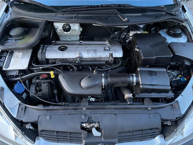 Peugeot 206 CC 2.0-16V Trekhaak Sport NAP APK tot: 14-03-2025