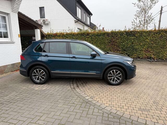 Volkswagen Tiguan 1.5 TSI Life OPF DSG EU6AP pdcV&A+camera/app CP