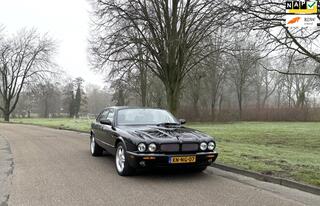 JAGUAR XJ 3.2 V8 SOLD Your Classic Car.