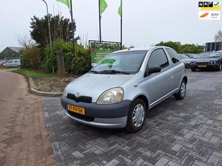 TOYOTA YARIS 1.0-16V VVT-i Terra / APK september 2025