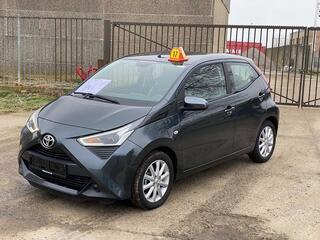 TOYOTA AYGO 1.0i VVT-i x-play II 11.OOOKM automatique