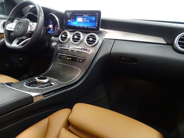 Mercedes-Benz C-Klasse 180 d Berline AMG Line GTRONIC LED-NAVI-CUIR-TOIT PANO