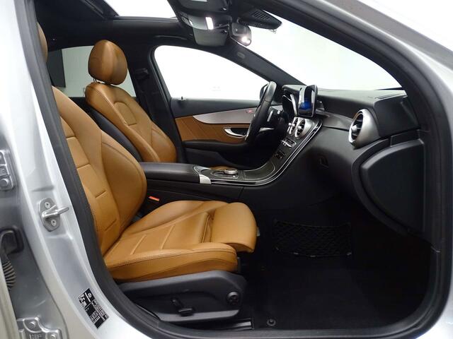 Mercedes-Benz C-Klasse 180 d Berline AMG Line GTRONIC LED-NAVI-CUIR-TOIT PANO