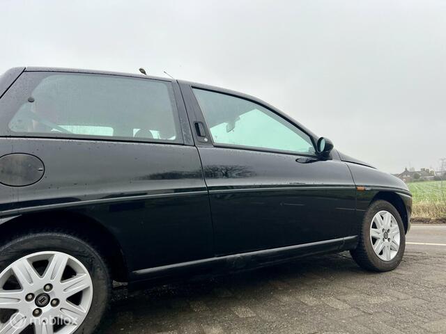 Lancia Ypsilon 1.2 elefantino blu, Airco, Lage km NAP, APK