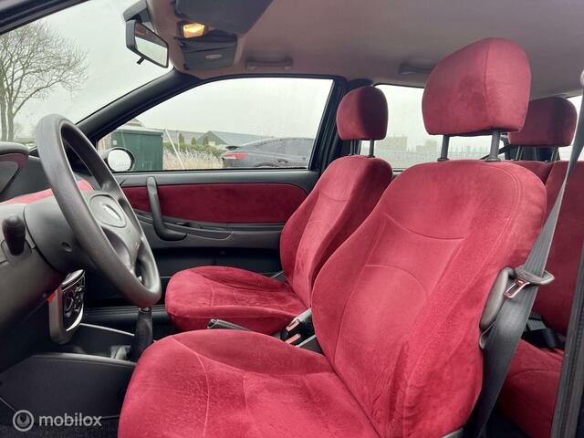 Lancia Ypsilon 1.2 elefantino blu, Airco, Lage km NAP, APK