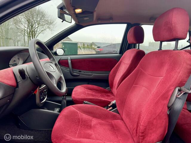Lancia Ypsilon 1.2 elefantino blu, Airco, Lage km NAP, APK