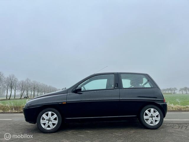 Lancia Ypsilon 1.2 elefantino blu, Airco, Lage km NAP, APK