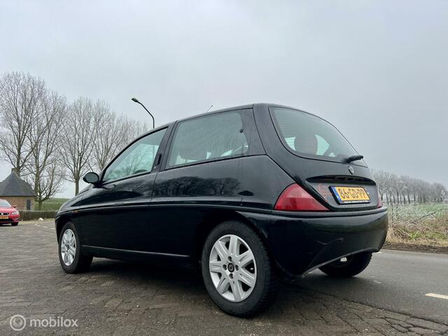 Lancia Ypsilon 1.2 elefantino blu, Airco, Lage km NAP, APK