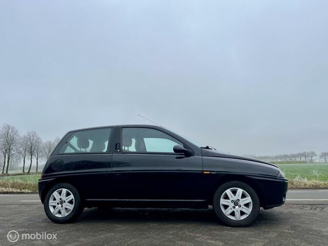 Lancia Ypsilon 1.2 elefantino blu, Airco, Lage km NAP, APK