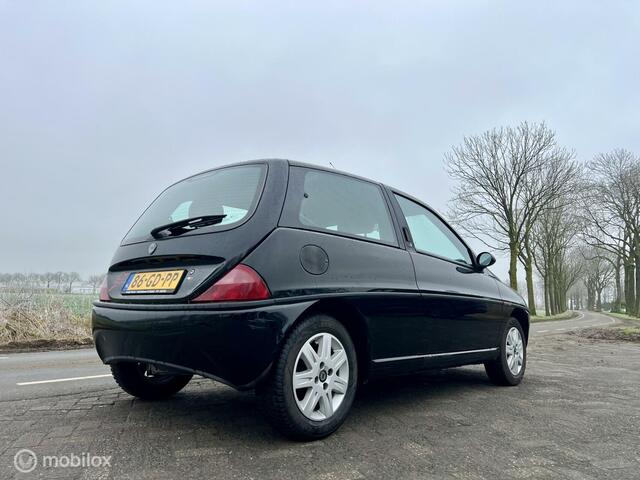 Lancia Ypsilon 1.2 elefantino blu, Airco, Lage km NAP, APK