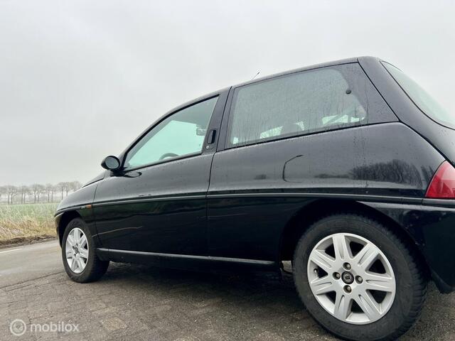 Lancia Ypsilon 1.2 elefantino blu, Airco, Lage km NAP, APK