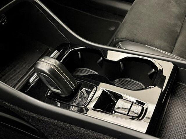 Volvo XC40 Recharge 1.5 T5 Geartronic R-Design GPS Camera Dig.Airco Alu