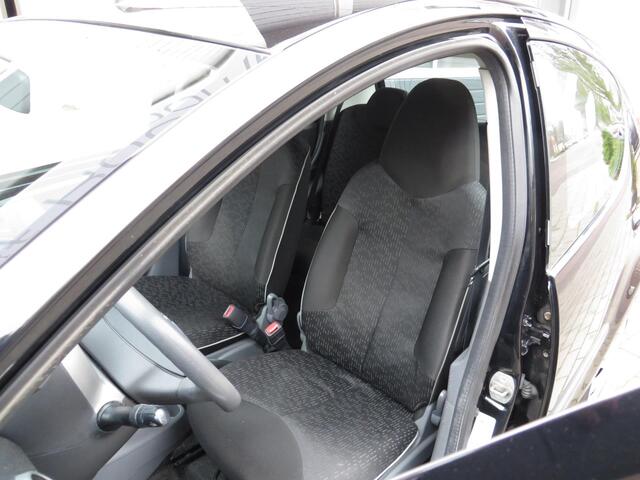 Peugeot 107 1.0-12V Millesim 200