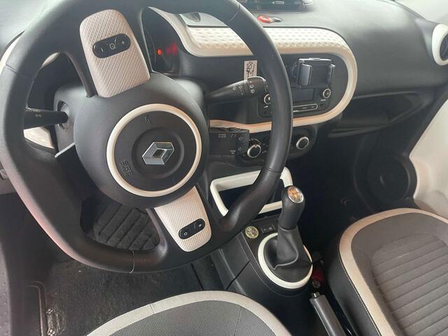 Renault Twingo 1.0i SCe Hello