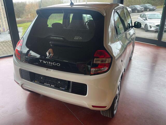 Renault Twingo 1.0i SCe Hello