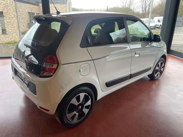 Renault Twingo 1.0i SCe Hello