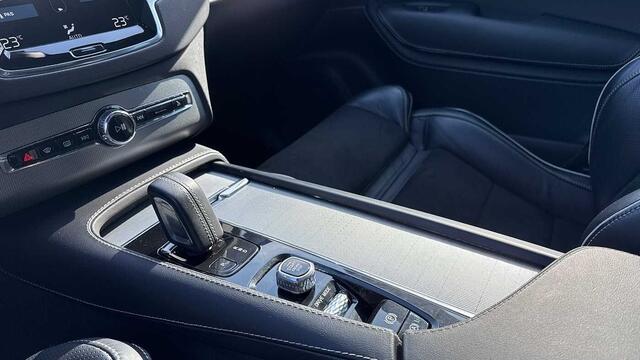 Volvo XC90 R-Design, B5 AWD mild-hybrid 3YEAR WARRANTY