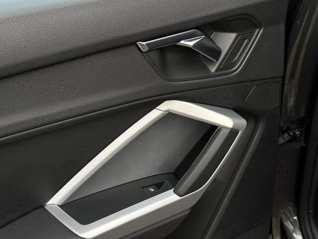 Audi Q3 35 TFSI S line tronic LASER/COCKPIT/CAMERA/CARPLAY