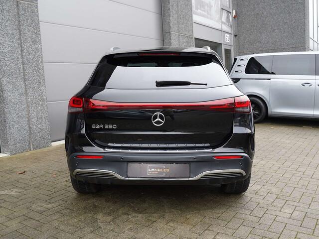Mercedes-Benz EQA 66.5 kWh 250 AMG Line