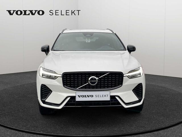 Volvo XC60 II XC60 Plus, B4 Mild-Hybrid, Benzin, Dark