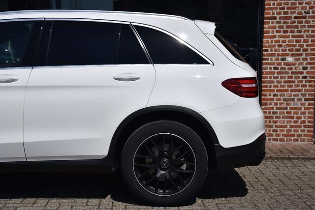 Mercedes-Benz G-Klasse 220 d 4-Matic Business Solution AMG| BLACK & WHITE 