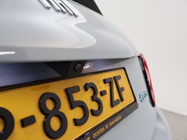 Fiat E-500 42 kWh Aut. SOH 97% CELESTIAL BLUE + STOELVERW. | CAMERA | 17 INCH | APPLE CARPLAY