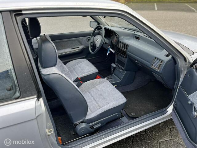 Mazda 323 1.5 GLX