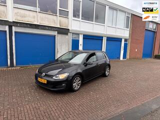 VOLKSWAGEN GOLF 1.6 TDI Highline BlueMotion Clima.Navi