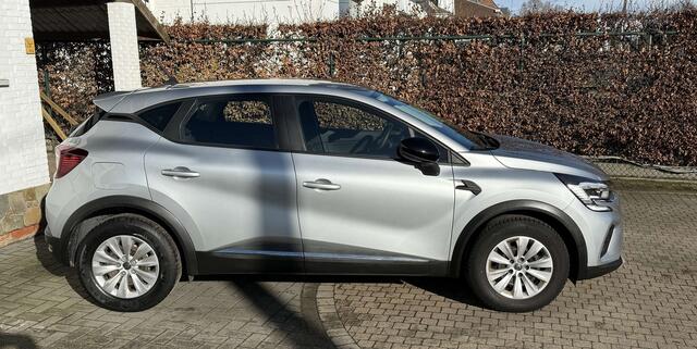 Renault Captur 1.0 TCe Life/Navigatie/cruise/Lane ass/pdc/airco