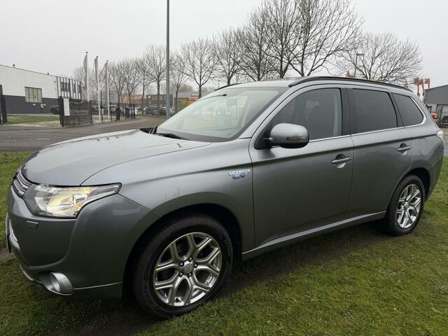 Mitsubishi Outlander 2.0 PHEV Instyle - 