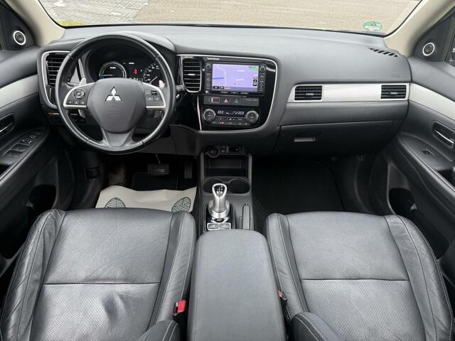 Mitsubishi Outlander 2.0 PHEV Instyle - 
