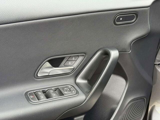 Mercedes-Benz A-Klasse 200 d Business Line