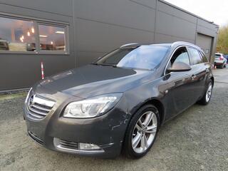 OPEL INSIGNIA Sports Tourer 2.0 CDTi Cosmo DPF