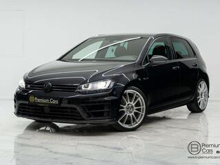Volkswagen Golf R 2.0 DSG 4 Motion ACC 19 OZ wheels Alcantara
