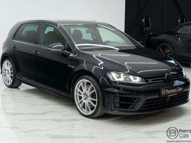 Volkswagen Golf R 2.0 DSG 4 Motion ACC 19 OZ wheels Alcantara