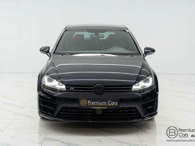 Volkswagen Golf R 2.0 DSG 4 Motion ACC 19 OZ wheels Alcantara